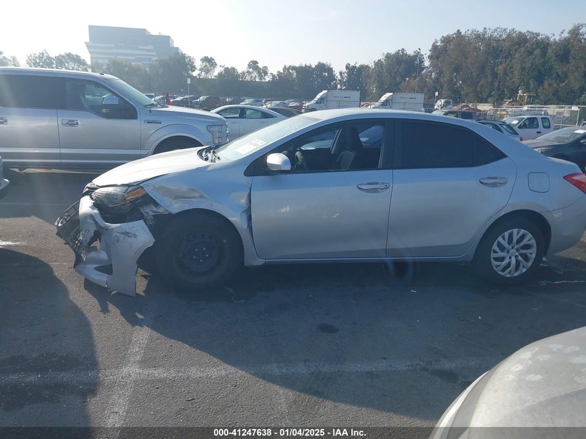 2018 TOYOTA COROLLA VIN: 5YFBURHE3JP781685