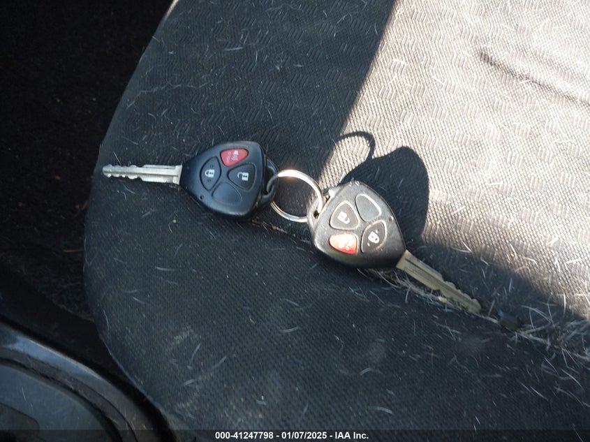 2008 SCION XD VIN: JTKKU10498J000891