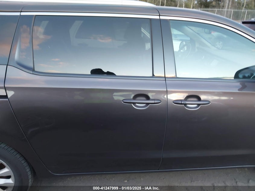 2017 Kia Sedona Ex VIN: KNDMC5C11H6257235 Lot: 41247999