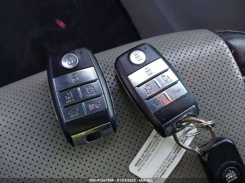 2017 Kia Sedona Ex VIN: KNDMC5C11H6257235 Lot: 41247999