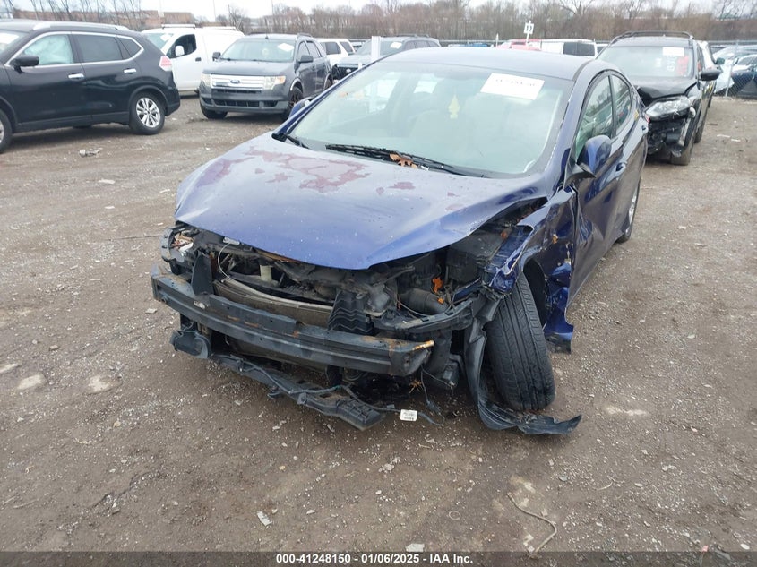 2013 HYUNDAI ELANTRA GLS - 5NPDH4AE9DH183161