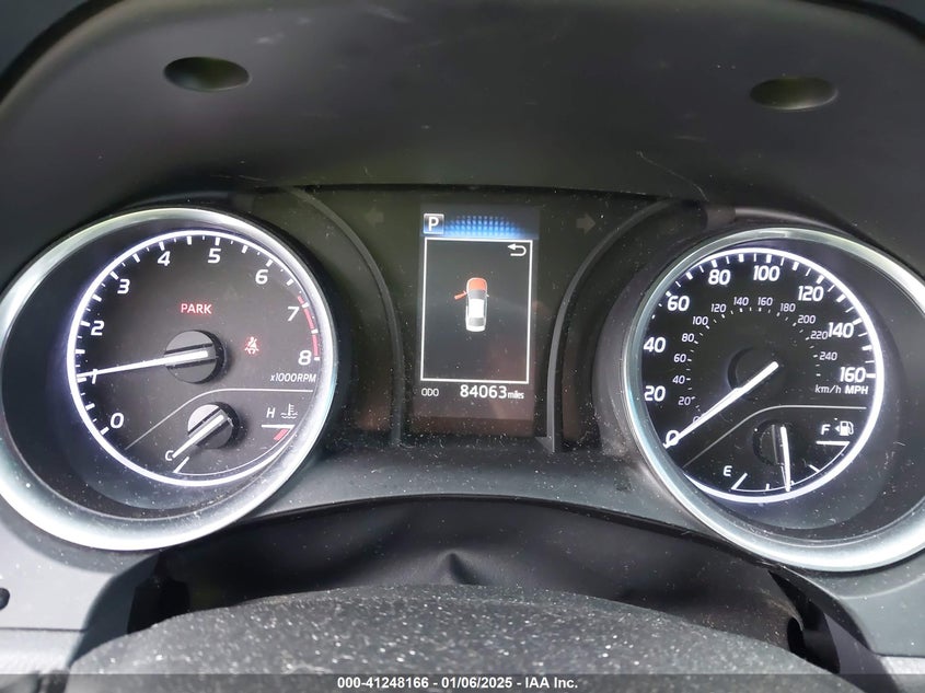2018 TOYOTA CAMRY VIN: 4T1B11HK5JU582166