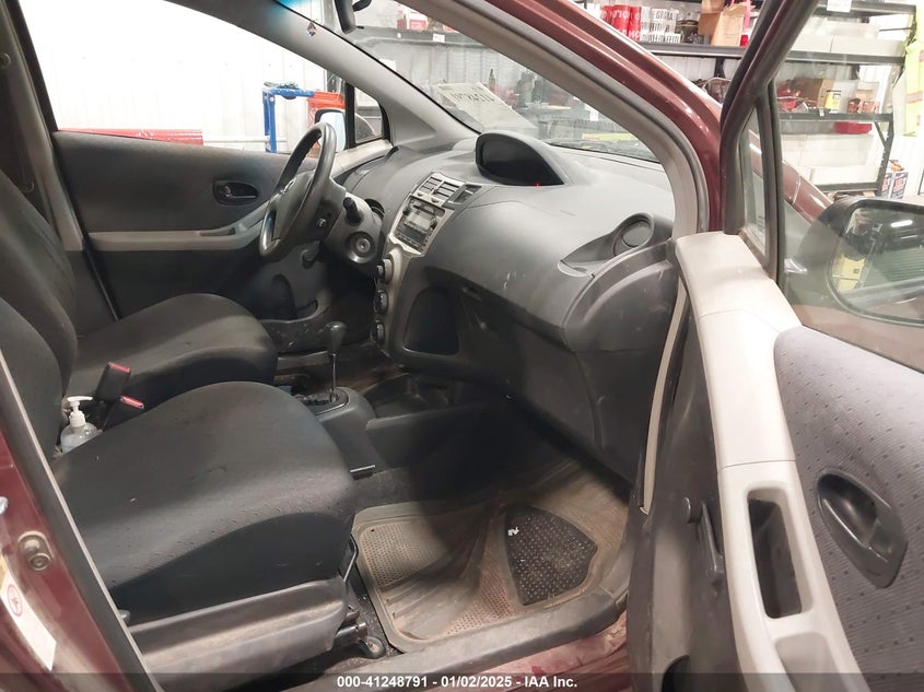 2009 TOYOTA YARIS VIN: JTDKT903195236459