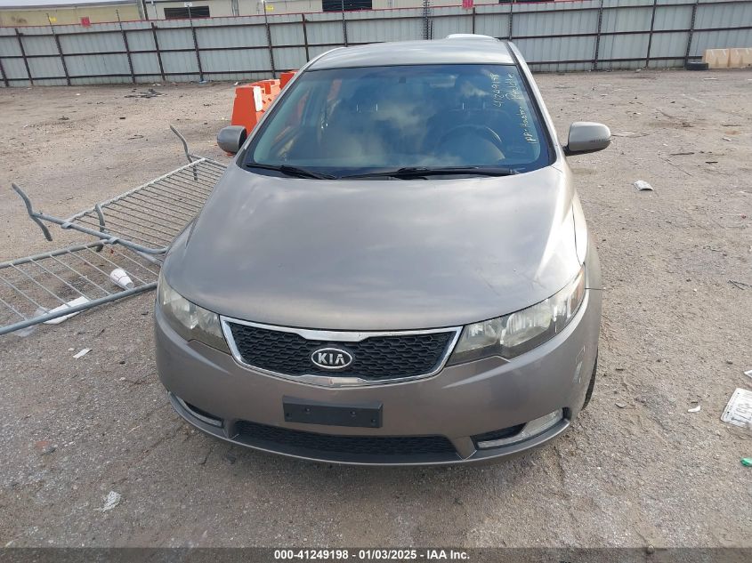 VIN KNAFW4A39D5668247 2013 KIA Forte, SX no.6