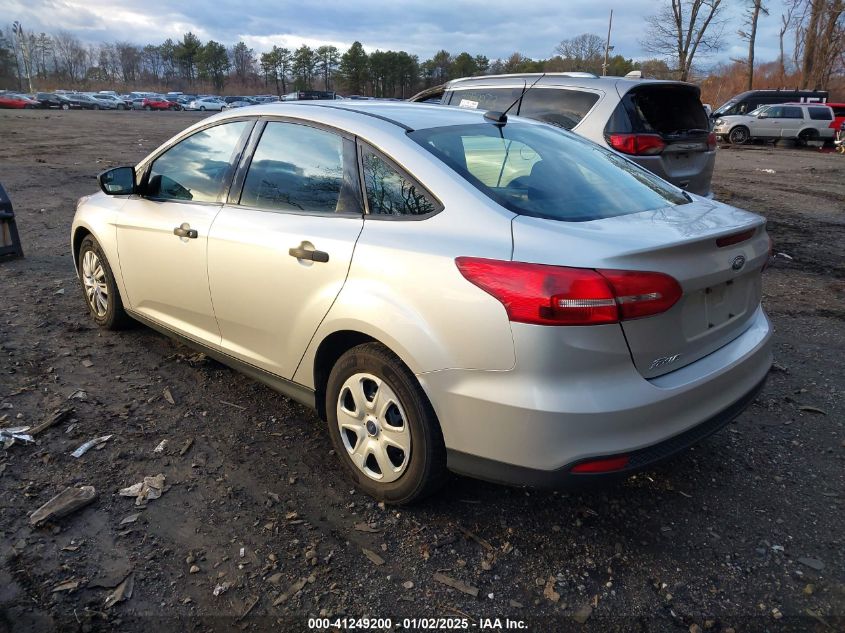 VIN 1FADP3E29JL306693 2018 FORD FOCUS no.3