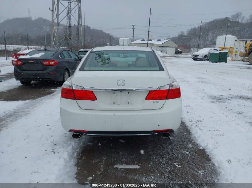 VIN 1HGCR3F82FA006260 2015 HONDA ACCORD no.16