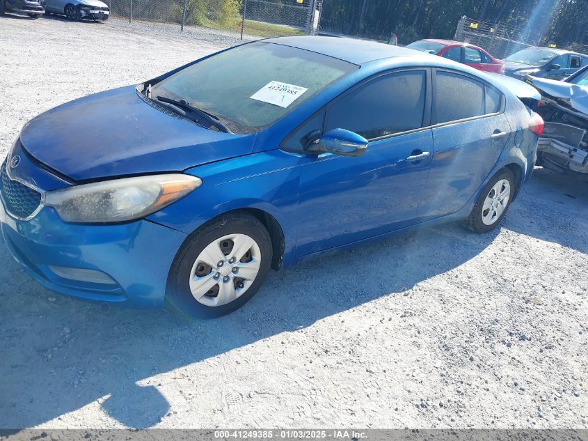 VIN KNAFX4A64F5284404 2015 KIA Forte, LX no.2