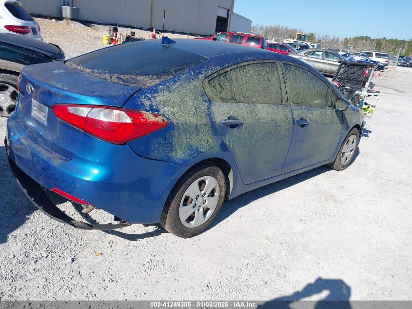 VIN KNAFX4A64F5284404 2015 KIA Forte, LX no.4