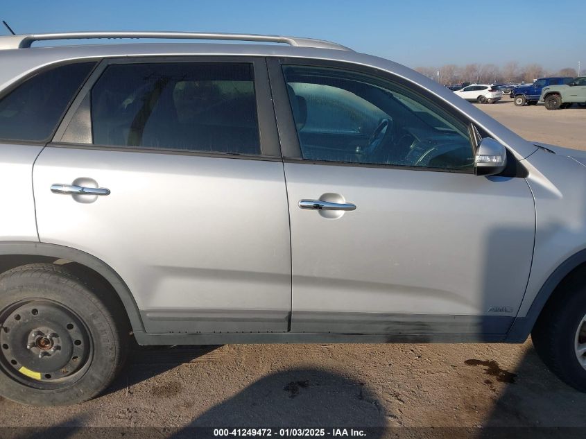 VIN 5XYKTDA74FG602194 2015 KIA SORENTO no.13