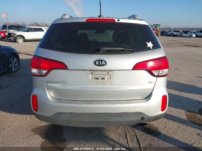 VIN 5XYKTDA74FG602194 2015 KIA SORENTO no.16