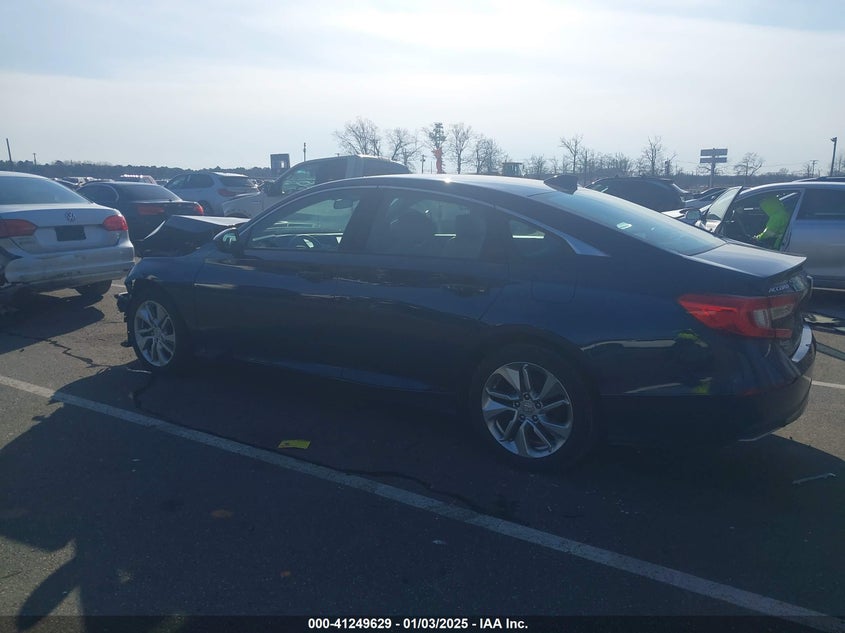 2018 HONDA ACCORD VIN: 1HGCV1F1XJA069165