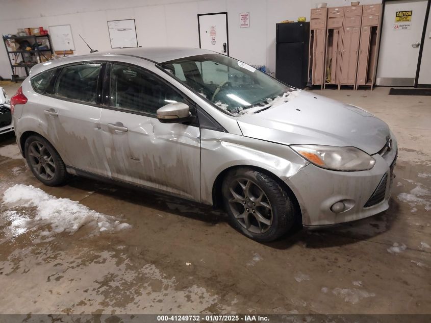 VIN 1FADP3K20EL183053 2014 FORD FOCUS no.1