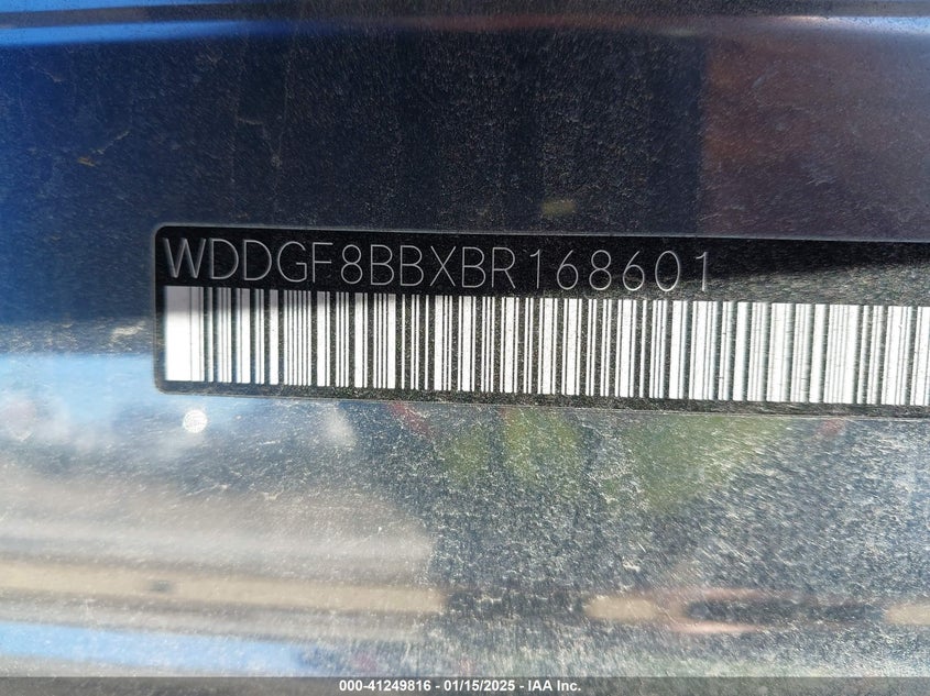 2011 MERCEDES-BENZ C VIN: WDDGF8BBXBR168601