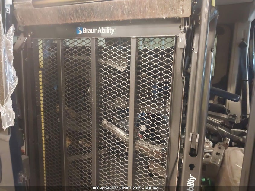 2019 RAM PROMASTER 1500 LOW ROOF 136 WB - 3C6TRVAG0KE542924