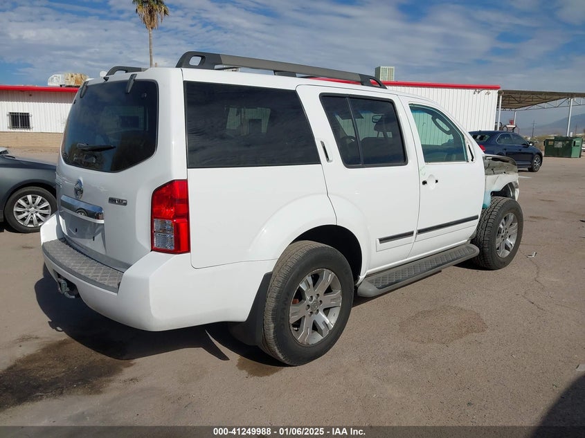 2011 NISSAN PATHFINDER VIN: 5N1AR1NB8BC621588