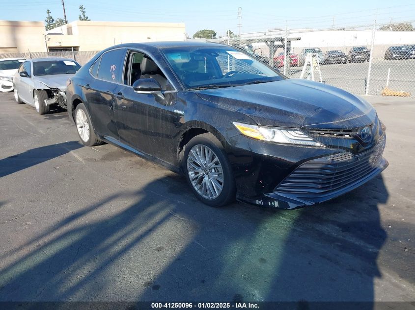 VIN 4T1F31AK0LU532977 2020 Toyota Camry, Xle Hybrid no.1