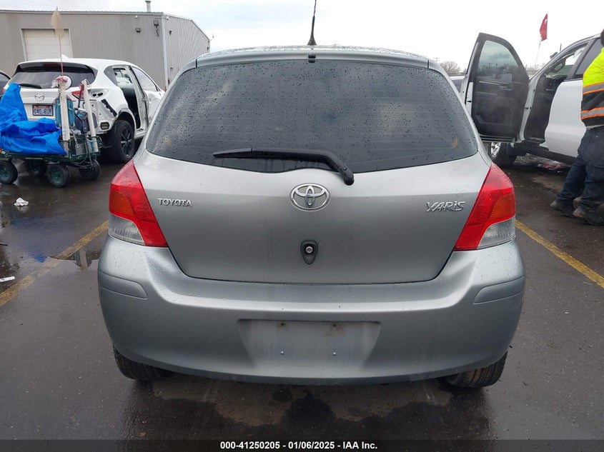 2009 TOYOTA YARIS VIN: JTDKT903195231410