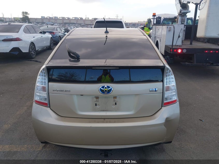 2011 TOYOTA PRIUS VIN: JTDKN3DU5B1378384