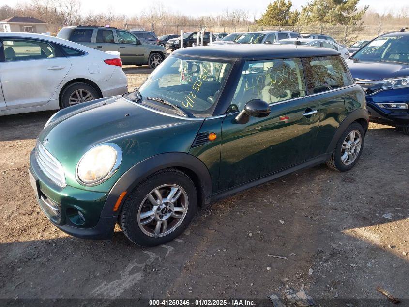 VIN WMWSU3C59DT544682 2013 MINI HARDTOP no.2