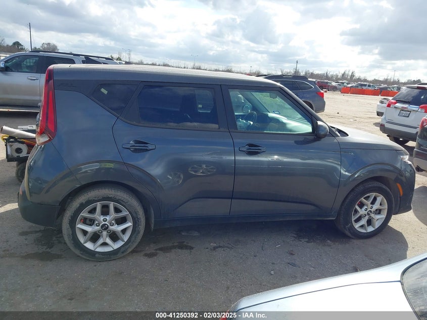 2021 KIA SOUL VIN: KNDJ23AU0M7746236