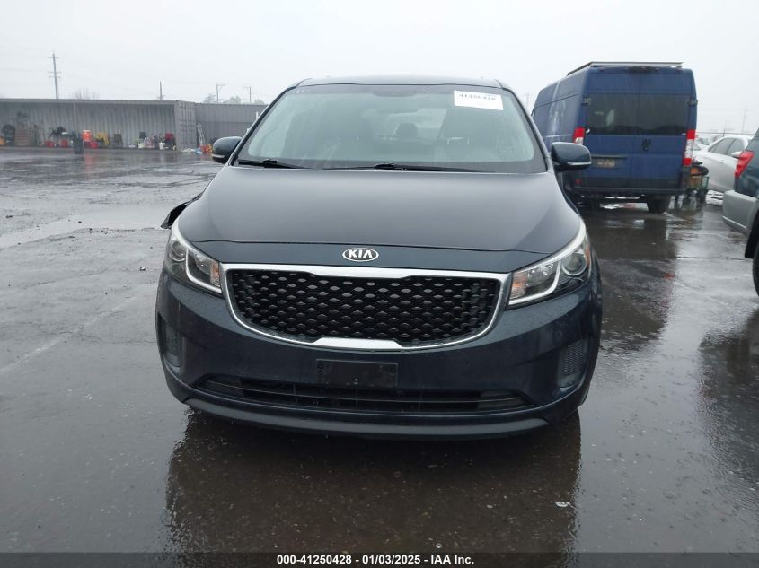 VIN KNDMB5C19G6128029 2016 KIA Sedona, LX no.12