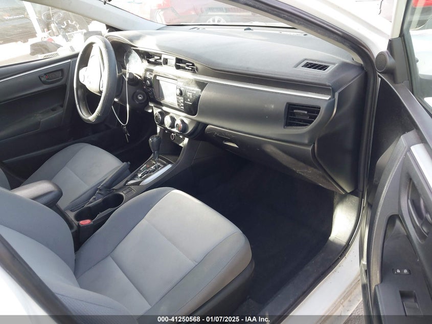 2016 TOYOTA COROLLA VIN: 5YFBURHE0GP553166