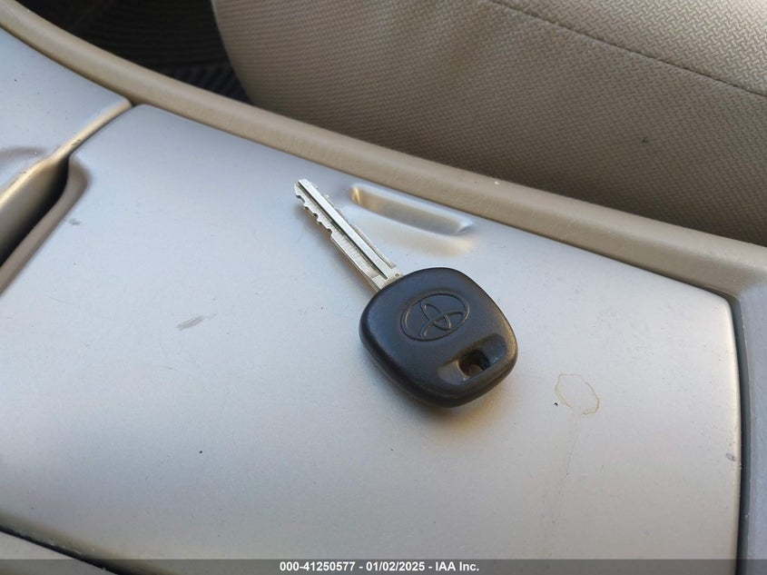 2007 Toyota Highlander V6 VIN: JTEEP21A570221670 Lot: 41250577