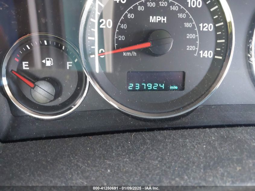 2007 Jeep Grand Cherokee Laredo VIN: 1J8HR48P17C594360 Lot: 41250691