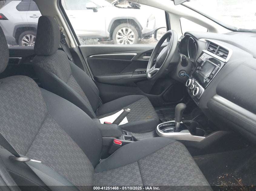 2016 HONDA FIT VIN: JHMGK5H5XGS009517