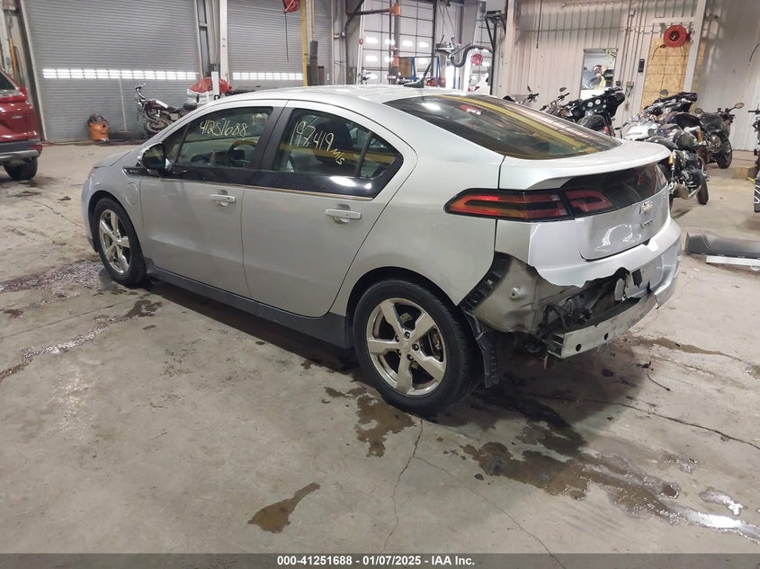 2013 CHEVROLET VOLT VIN: 1G1RB6E40DU100008