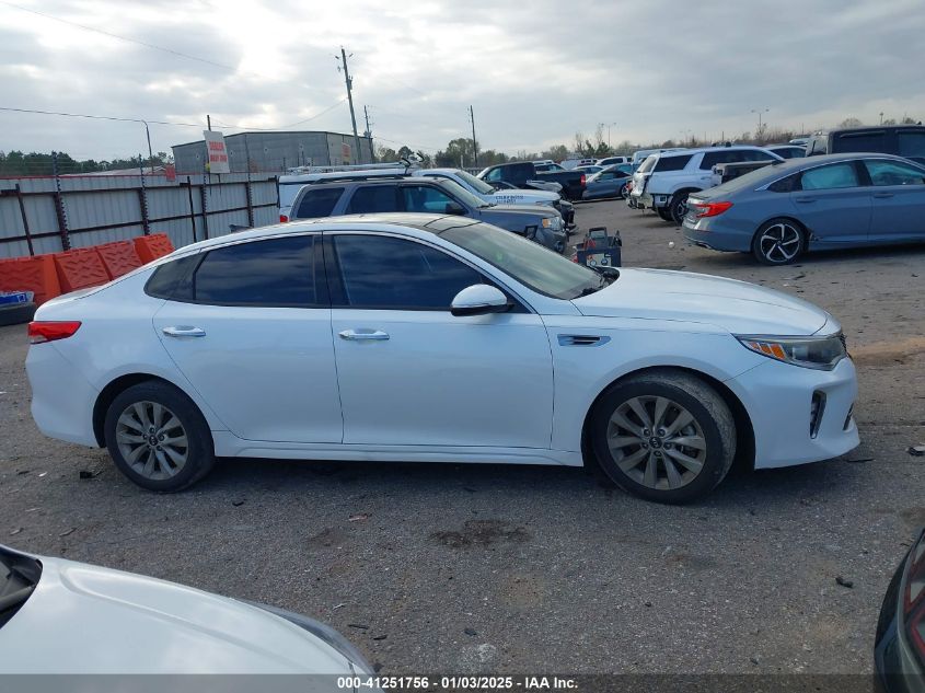 VIN 5XXGU4L34JG209872 2018 KIA OPTIMA no.13