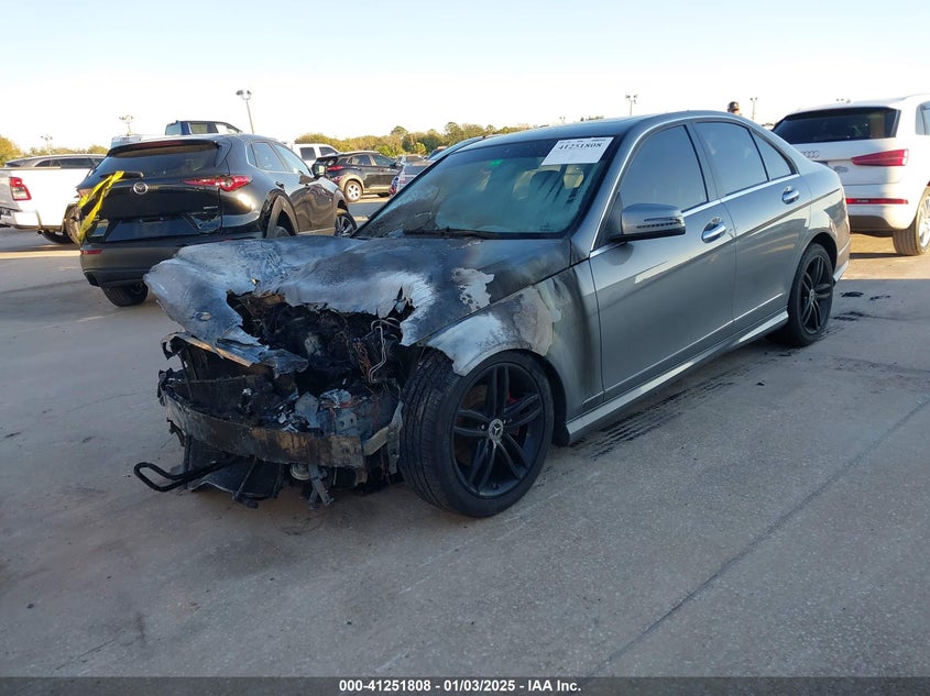 2012 MERCEDES-BENZ C 300 VIN: WDDGF8BB8CR211995