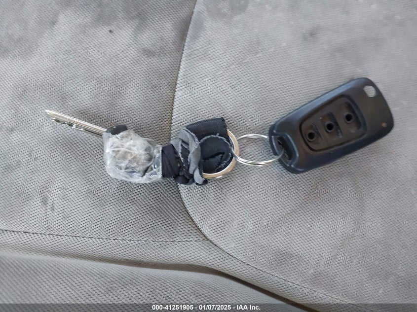 2013 KIA RIO VIN: KNADN5A39D6175517