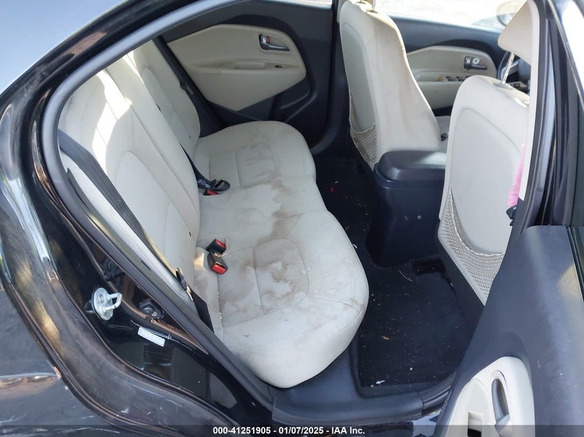 2013 KIA RIO VIN: KNADN5A39D6175517