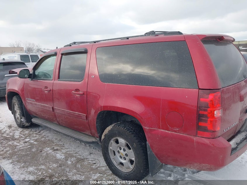 2013 CHEVROLET SUBURBAN 1500 VIN: 1GNSKJE73DR221583