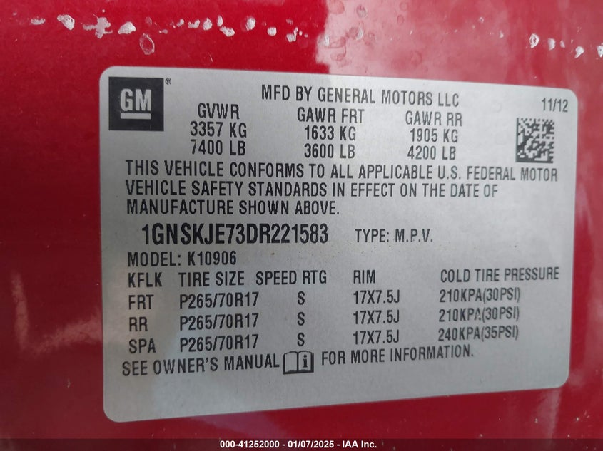 2013 CHEVROLET SUBURBAN 1500 VIN: 1GNSKJE73DR221583