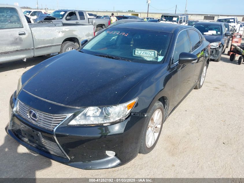 VIN JTHBW1GGXD2021110 2013 LEXUS ES 300H no.2