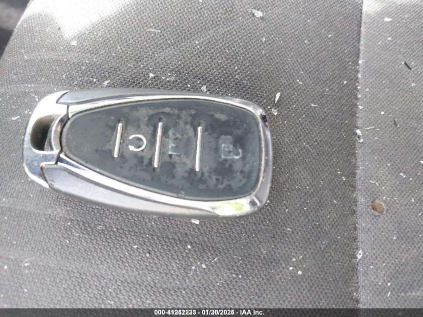 2019 Chevrolet Trax Lt VIN: KL7CJPSB3KB825715 Lot: 41252233