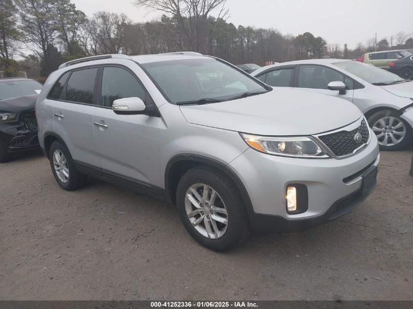 VIN 5XYKT3A69EG507646 2014 KIA SORENTO no.1