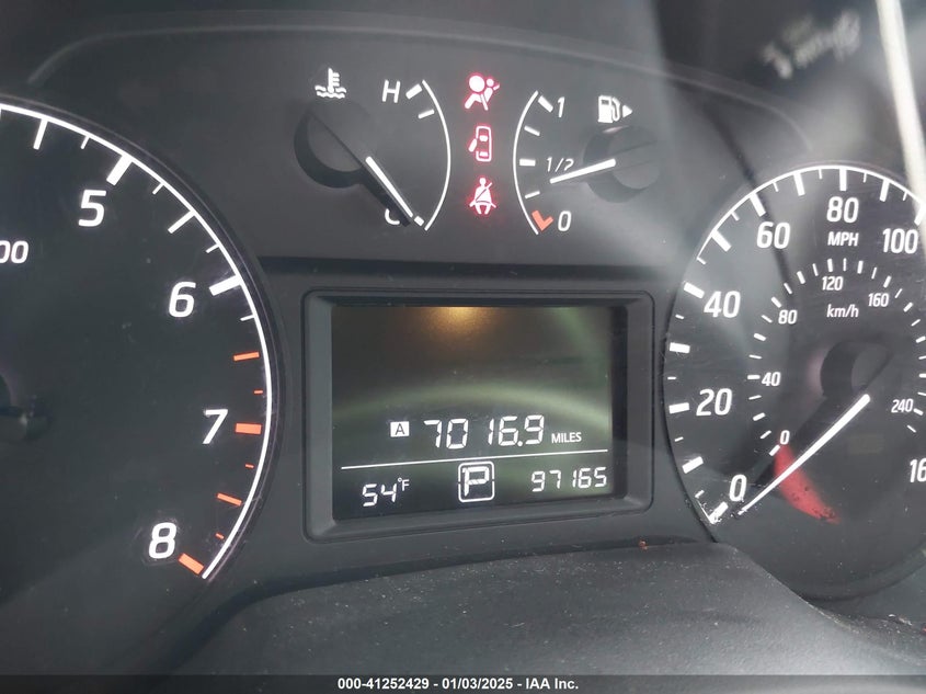 2017 NISSAN SENTRA VIN: 3N1AB7AP9HY220745
