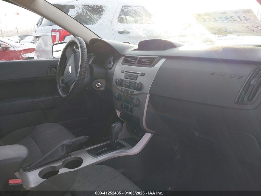2008 FORD FOCUS VIN: 1FAHP35N08W262992