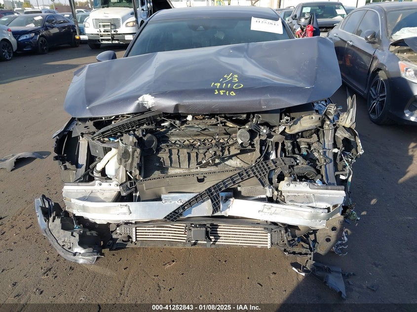 2018 HONDA ACCORD VIN: 1HGCV1F35JA113512