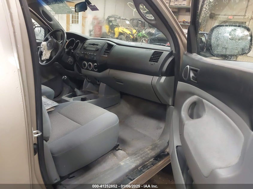 2007 TOYOTA TACOMA VIN: 5TEPX42N77Z442617