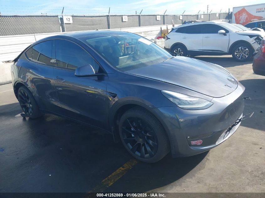 2021 TESLA MODEL Y LONG RANGE DUAL MOTOR ALL-WHEEL DRIVE - 5YJYGDEE7MF149037