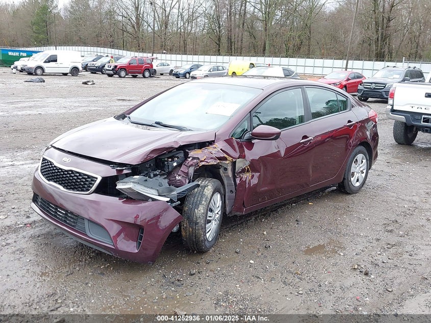 2018 KIA FORTE VIN: 3KPFK4A78JE273851
