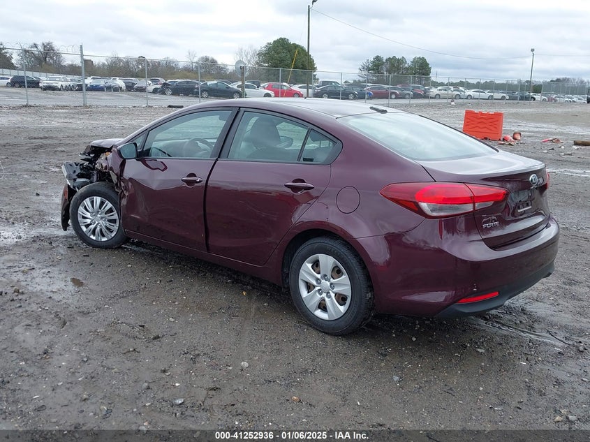 2018 KIA FORTE VIN: 3KPFK4A78JE273851