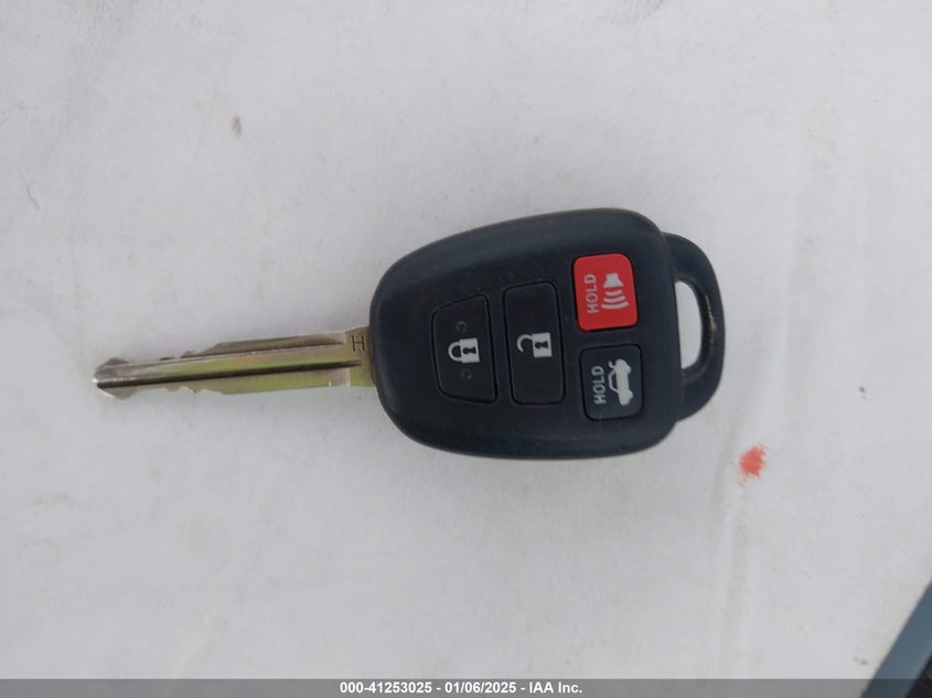 2014 TOYOTA COROLLA VIN: 5YFBURHE1EP123367