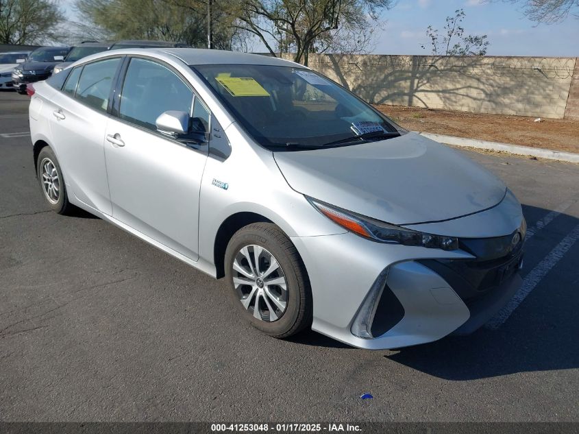 VIN JTDKARFP3L3152954 2020 Toyota Prius, Prime LE no.1