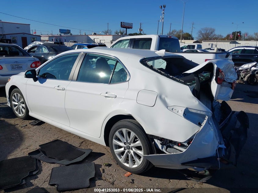 2020 TOYOTA CAMRY VIN: 4T1C11AK5LU979135