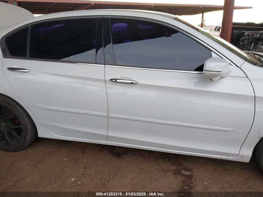 2013 HONDA ACCORD VIN: 1HGCR3F8XDA006407